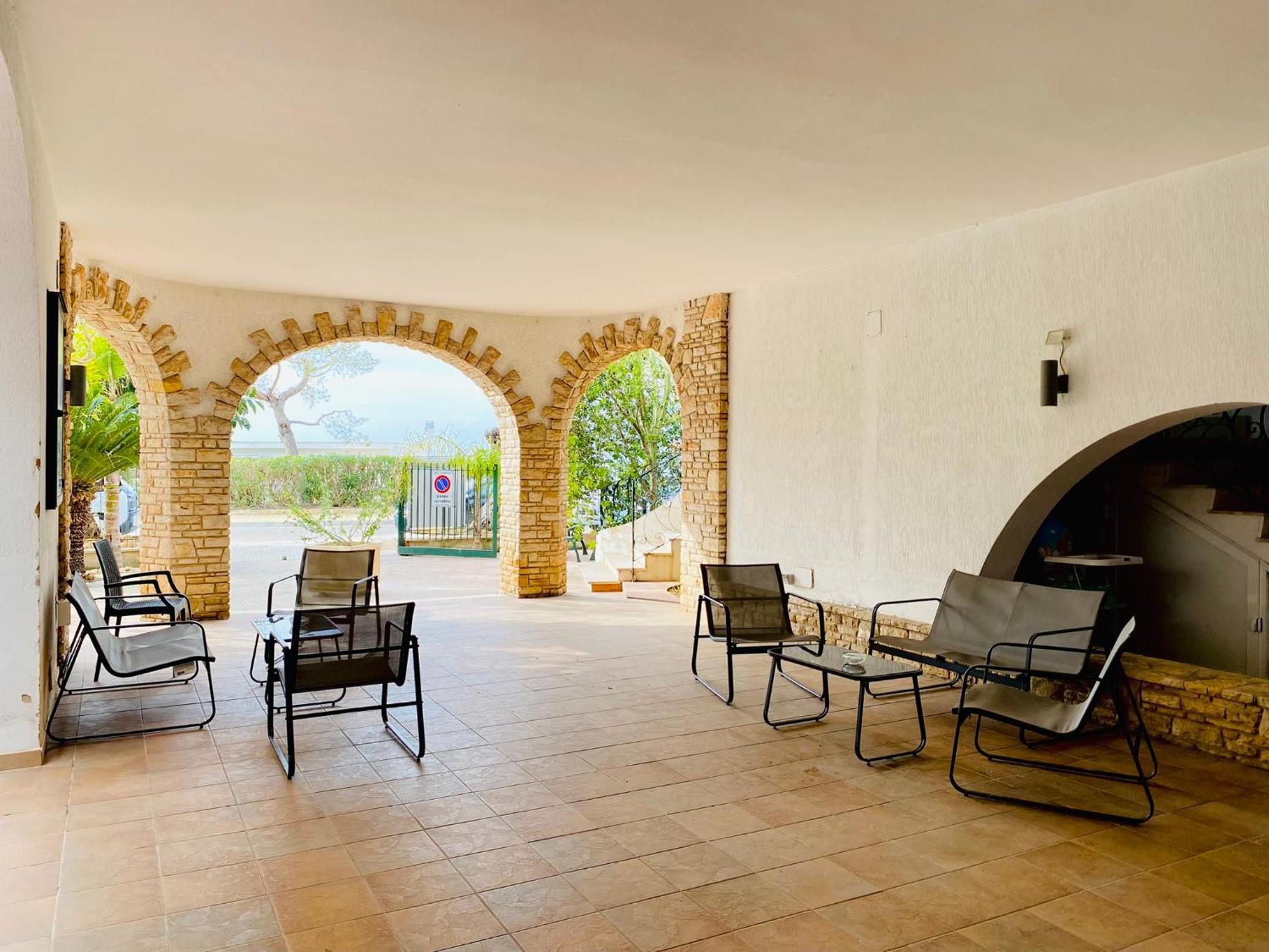 Villa Gaudi Сант'Ізідоро Екстер'єр фото